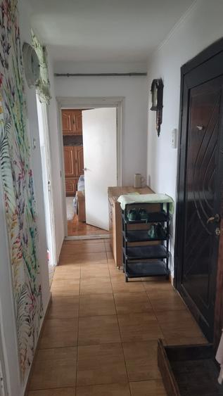 Inchiriere apartament 2 camere, etaj 1 - zona Kaufland