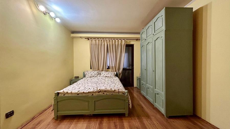 Apartament 3 camere de vânzare zona Micro 21