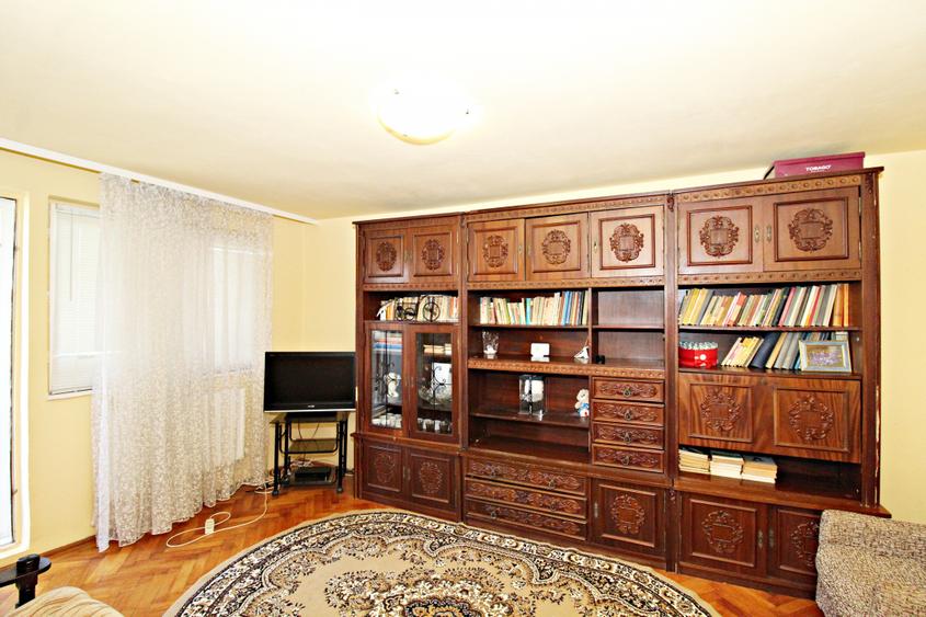 Ap. 2 camere Ciresica, aproape de Univ. Ovidius si Mamaia. Gaze