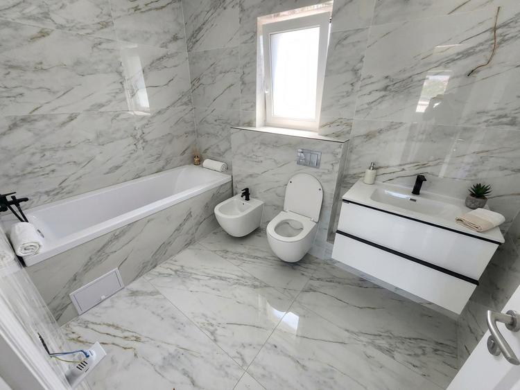 CASA INDIVIDUALA , VALEA ADANCA , 135MP UTILI , 430 MP TEREN