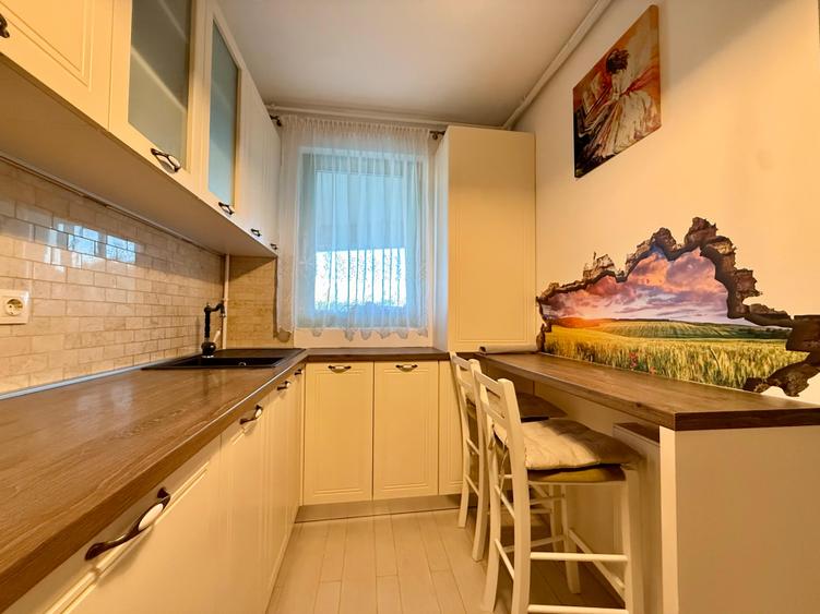 2 camere de inchiriat- Circului Park Tower-parcare subterana-boxa-parc