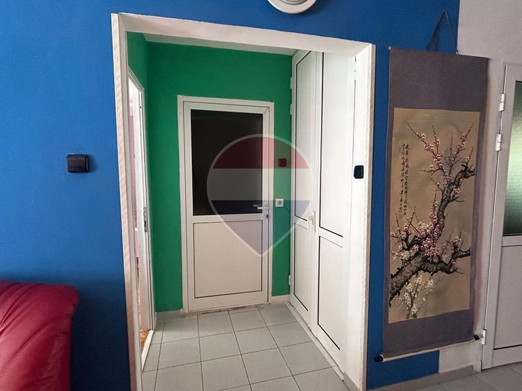 Apartament 3 camere, zona Scorțarilor, etaj 2/4, boxă, Mărăști