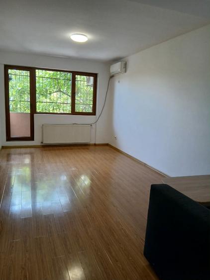 Apartament 3 camere de închiriat – Bucureștii Noi