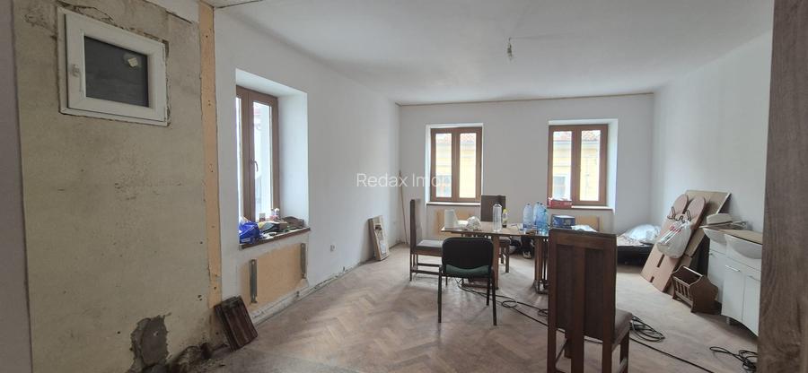 Casa unica Str Cerbului, Centru, singur in curte - 5