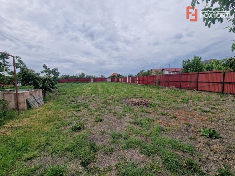 Casa individuala de vanzare cu 5 camere si teren de 2543 mp - Izvin