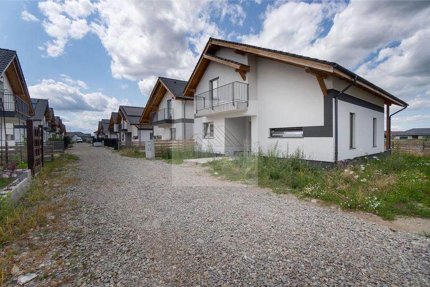 Casa de vanzare | Izvor Tărlungeni