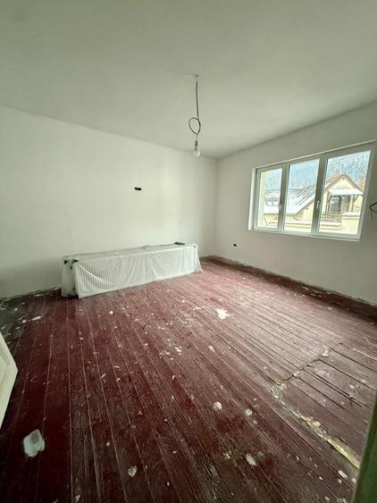 Casă individuală de vânzare – Șcheii Brașovului,  Podul lui Grid