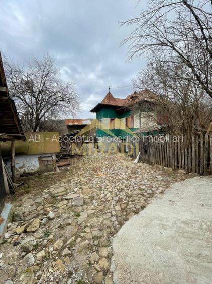 VANZARE CASA  TEREN - 10