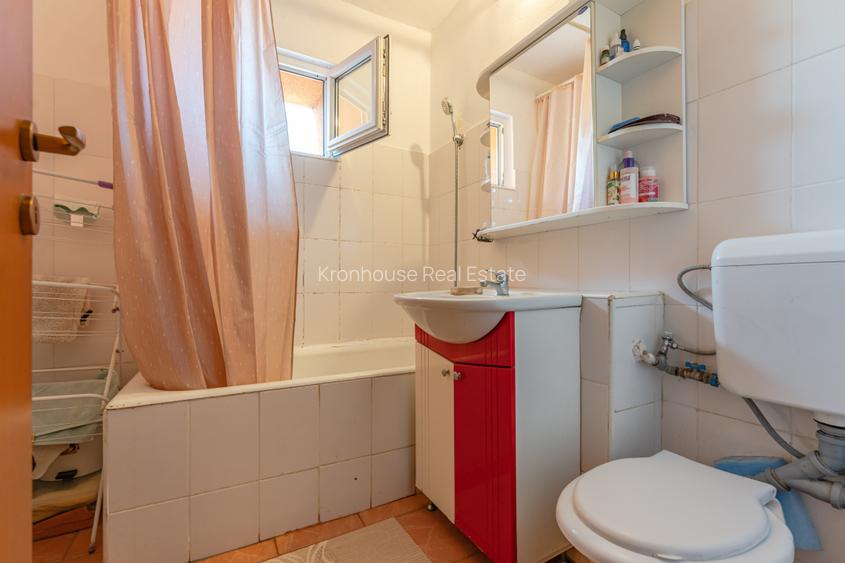 Apartament 4 camere de vânzare – 80 mp – Str. Carpaților – Vedere Tampa - 9