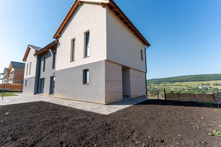 Casa 4 camere | ultrafinisata | 120 mp utili | 400mp teren | Chinteni