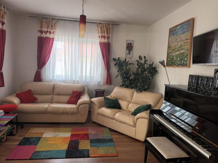 Casa individuala 5 camere 150 mp utili si teren 460 mp in Cristian