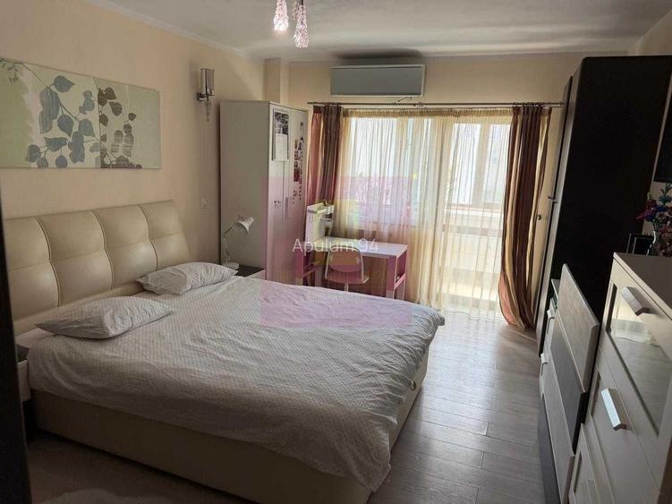 Apartament 4 camere bd Decebal stradal - 3