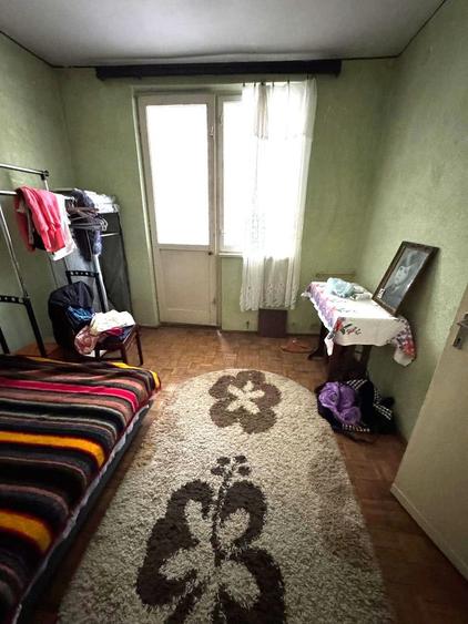 Apartament 2 camere, semidecomandat, etaj 1, Micro 19