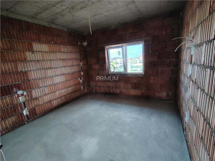 CASA INDIVIDUALA - ZONA BUNA - COMPARTIMENTARE EXCELENTA - 7