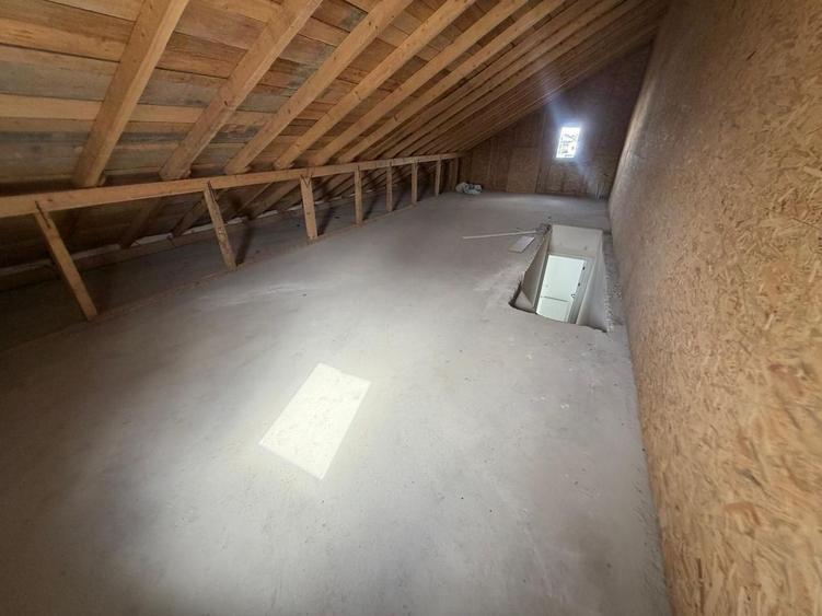 CASA INDIVIDUALA - 180 MP UTILI, INCALZIRE PARDOSEALA, COMISION 0%