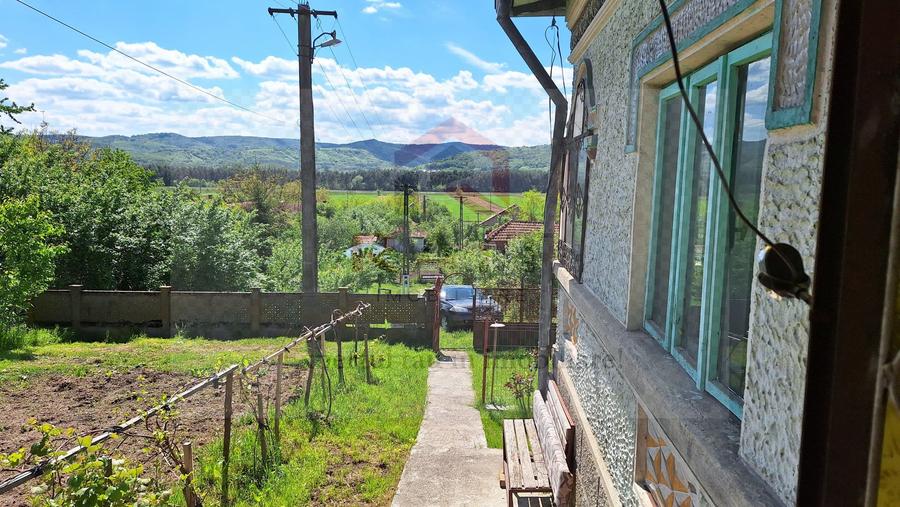 Casă individuală 4 camere de vânzare Băiculești Argeș Zona Rurală