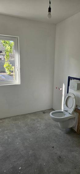 Dudestii Noi - Casa 7 Camere - Proiect 2 Familii