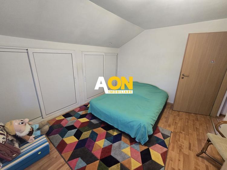 Casa 5 Camere, 2 Bai, 600mp Teren, Zona Oarda