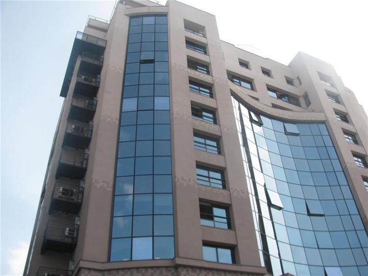 Muntenia Business Center - birouri de la 30 mp