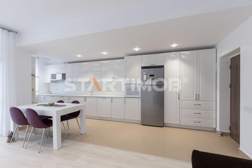 Apartament mobilat 3 camere bloc tip vila zona Coresi - 27