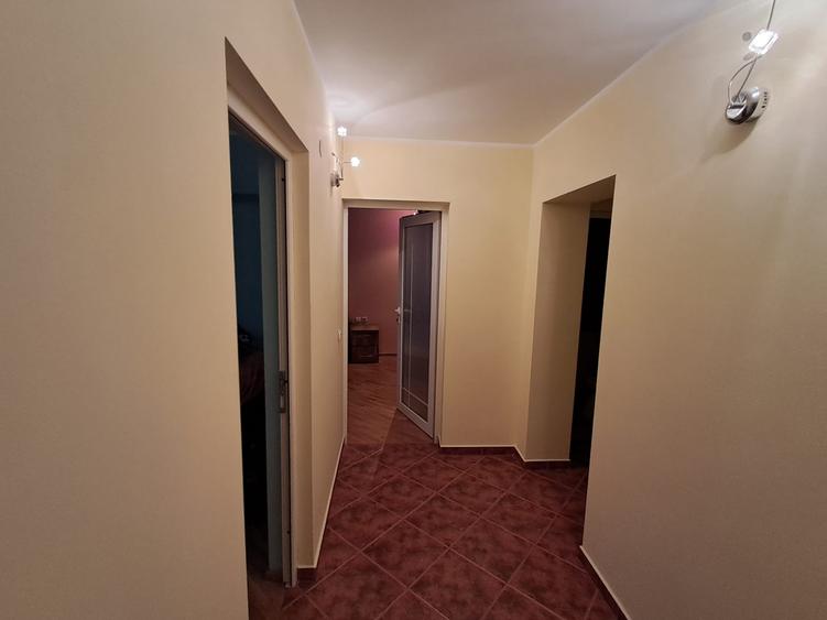 Apartament 3 camere Zona Panduri - 68 mp - etaj 3