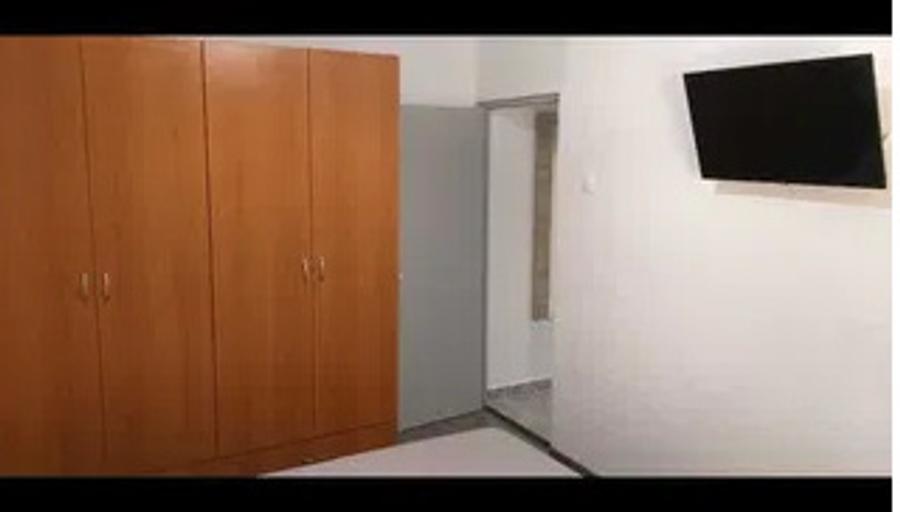 Apartament 3 camere, decomandat, 75 mp, balcon, ac, metrou, Brancoveanu