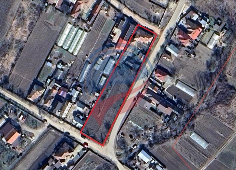 Casa de vanzare Racarii de Sus - Filiasi teren 2686 mp deschidere bilaterala