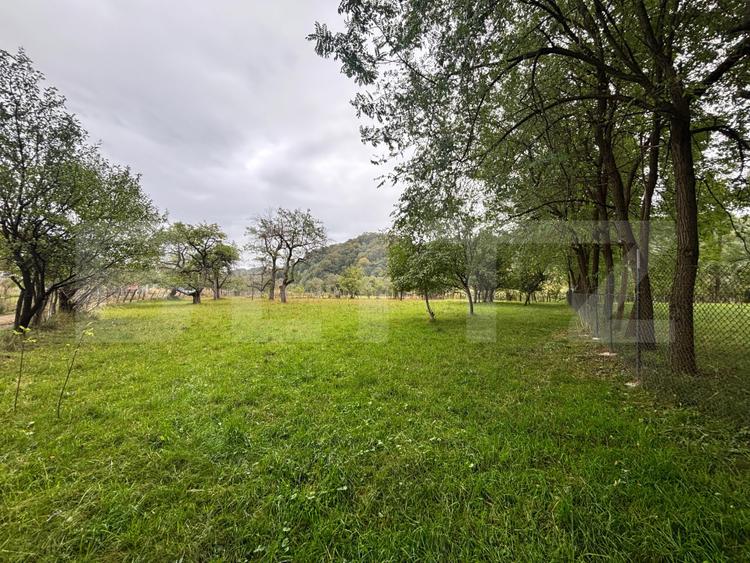 Teren Rusu bargaului, strada secundara, zona linistita