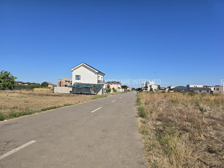 Vand teren in Constanta zona km 5 - 4