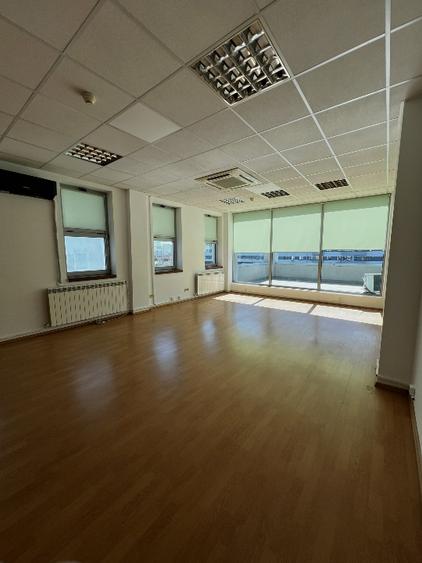 Spațiu birouri 2 încăperi + terasă, 80 mp - Metrou Mihai Bravu