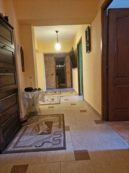 APARTAMENT 4 CAMERE CONFORT MAXIM 102MP ZONA TROCADERO