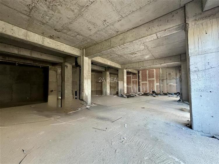 Spatii comerciale de inchiriat de la 72mp - 6