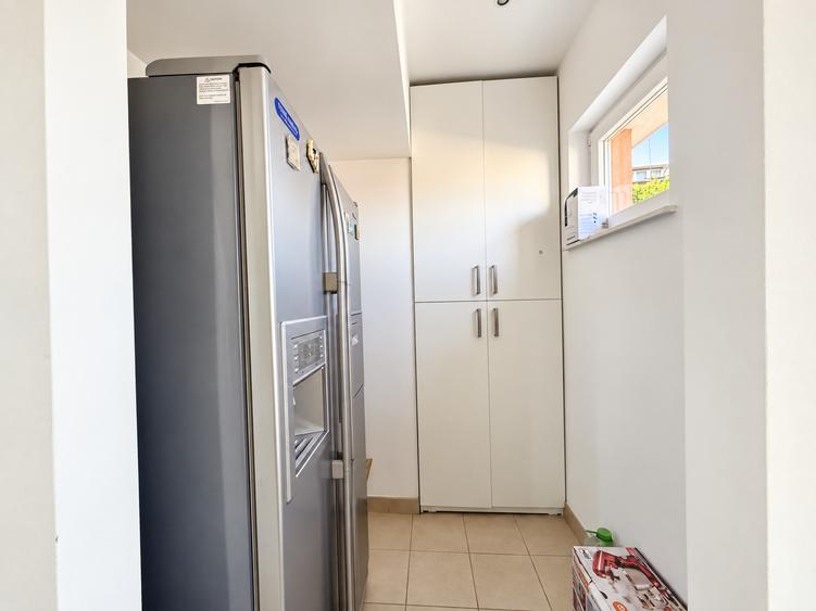 Apartament generos cu 3 camere, logie și parcare | Mihai Eminescu