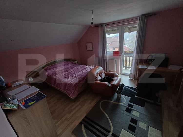 Casa cu 6 camere, 420 mp + 10 arii teren,