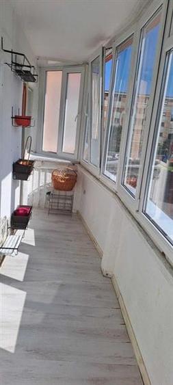 Apartament 3 camere decomandat etajul 1 Astra