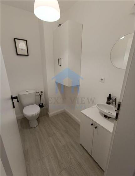 Apartament 3 camere, Horea