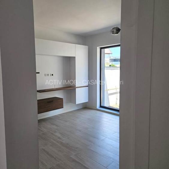 Vanzare Casa individuala - Vila - Prelungirea Ghencea - PARC GHIDIGENI - teren 3 - 5