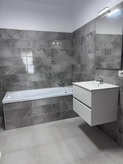 Apartament 100mp, bloc nou, Radauti
