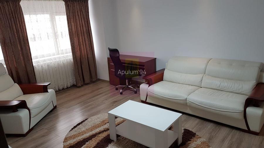 Vanzare apartament 2 camere in zona bd. Decebal stradal - 2