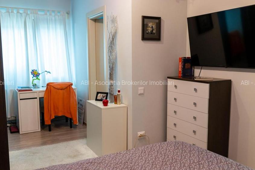 Baneasa lake House 340sqm, swimming pool, lake side deck - 27