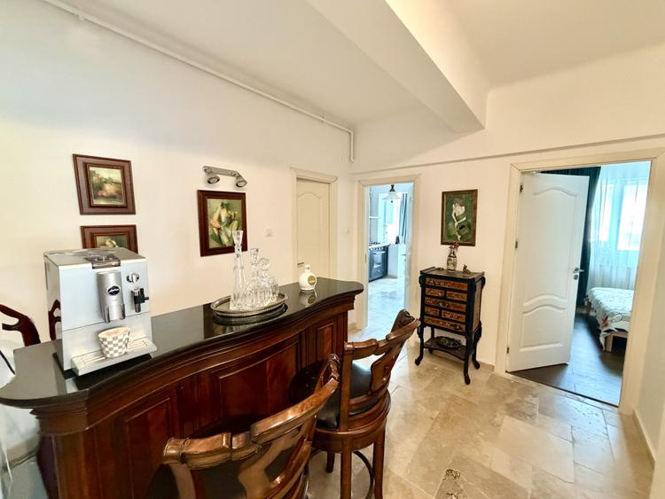 Vanzare apartament 3 camere Beller