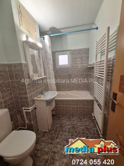Apartament 2 camere decomandat, etaj 1, Piața Centrală - 8