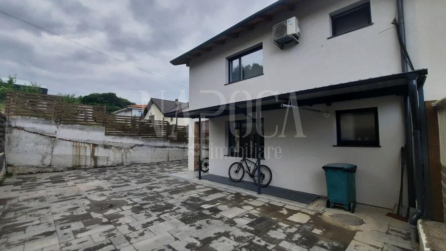 Birou de vanzare in Floresti