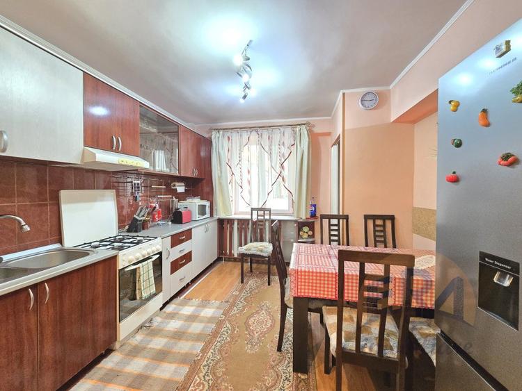 Apartament 3 camere | Central - Pretabil Studenti | Etaj 5 cu lift