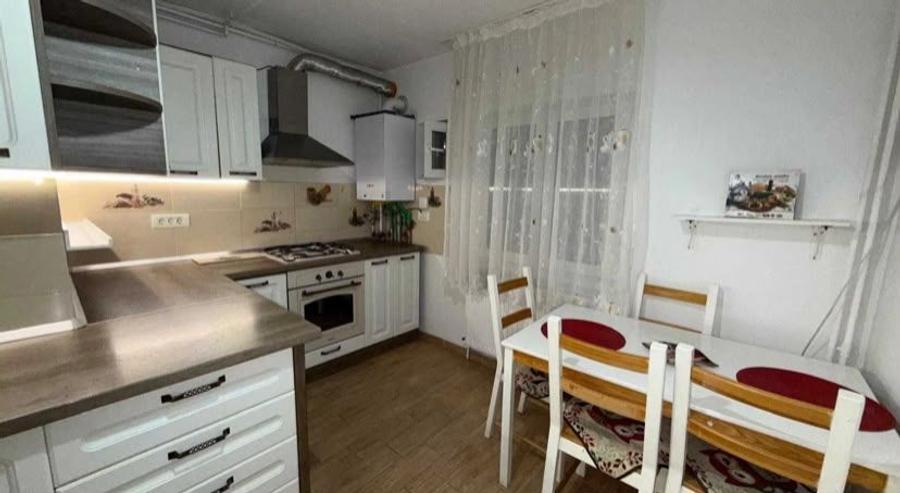 AP. 2 CAMERE- VITAN, PARCARE INCLUSA, CENTRALA PROPRIE, METROU