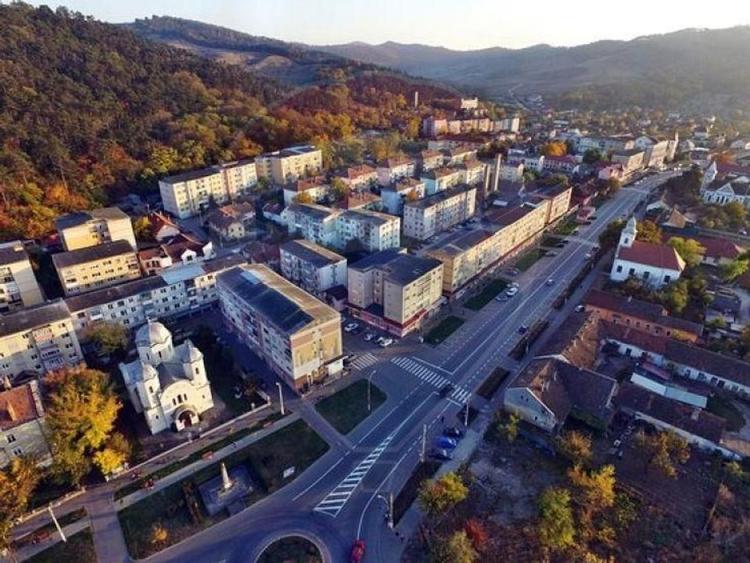 Apartament cu 2 camere de vânzare în zona Central