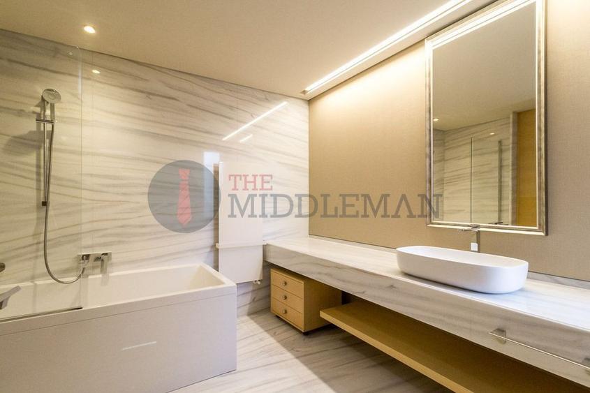 Apartament cu 4 camere Primaverii