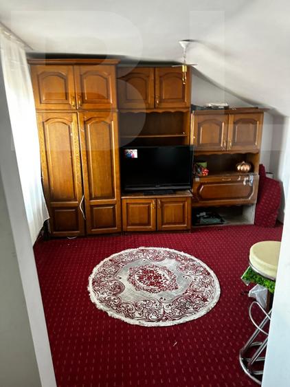Casă la poalele Cetatii– 6 camere, panoramică, ideală locuință sau investiție
