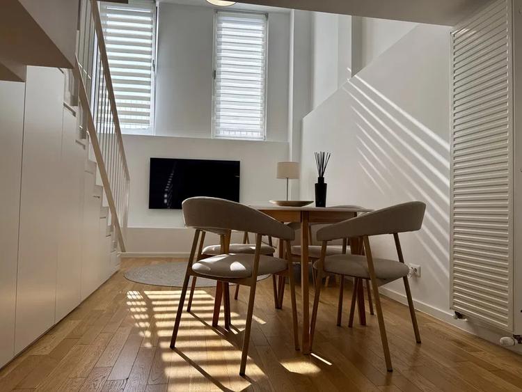 Închiriere Apartament duplex 2 cam în Parcul Circului, Centrala , Masina vase