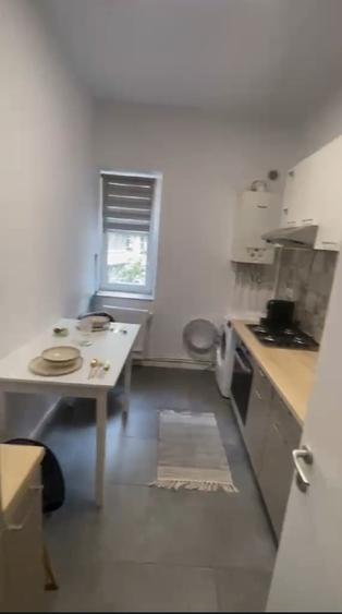 DORMITOR LIBER IN AP. DE 2 CAMERE , CENTRU IASI (FARA AGENTIE)